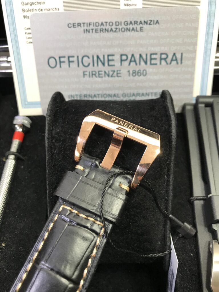 Panerai Luminor PAM393 Rose Gold Black Dial 44mm สายหนังดำ 04