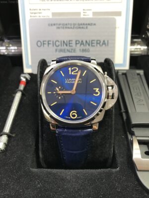 Panerai Luminor PAM926 Blue Dial 42mm Leather Strap