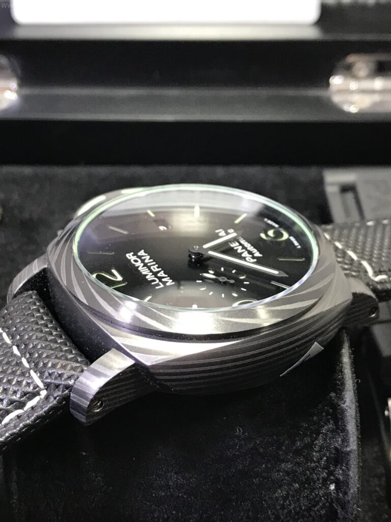 Panerai PAM1118 Luminor Marina Corbotect Black Dial 44mm คาร์บอน สายหนังลายผ้า 03