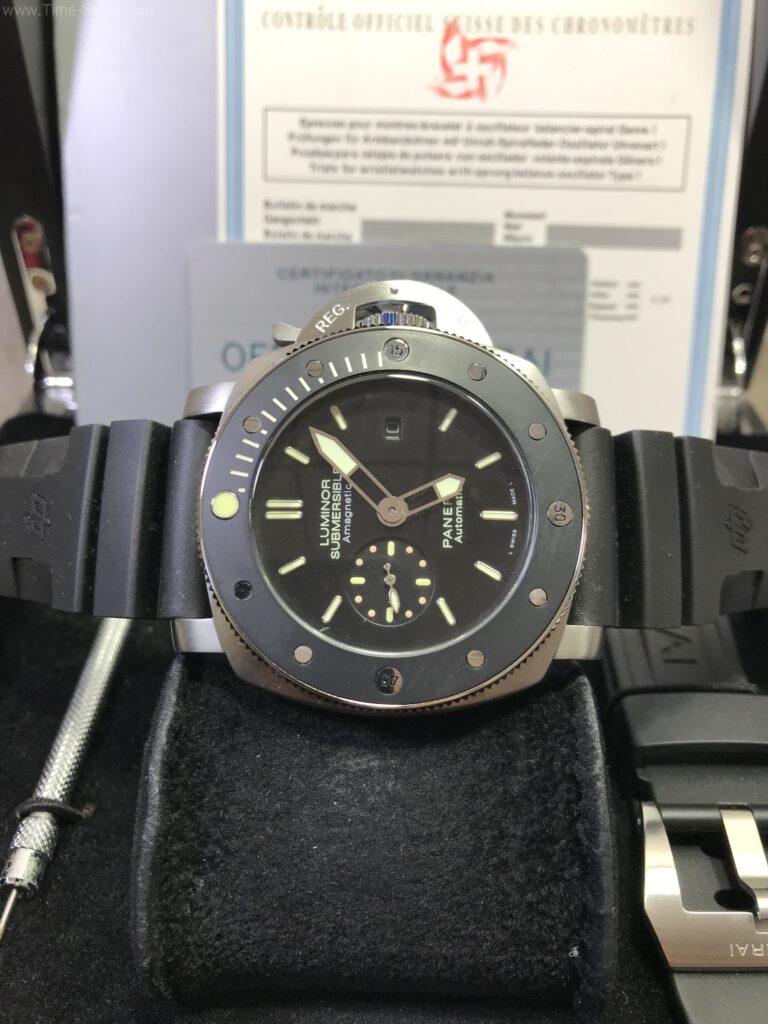 Panerai PAM389 Submasible Amagnetic Ceramic Black Dial 47mm สายยาง 06