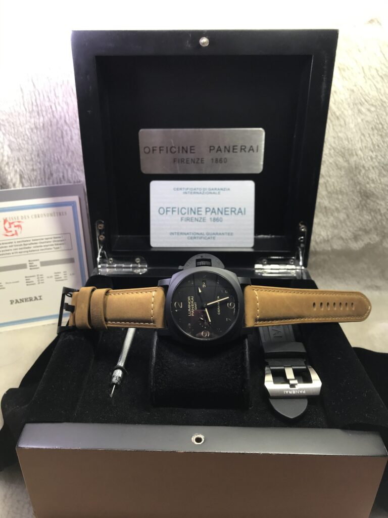 Panerai Luminor PAM441 GMT Ceramic Black Dial 44mm Swiss เรือนรมดำ สายหนังน้ำตาล 06