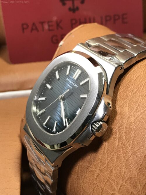 Patek Philippe Nautilus 5711-1A Blue Dial 40mm Swiss