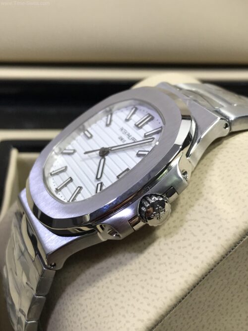 Patek Philippe Nautilus 5711-1A White Dial 40mm Swiss