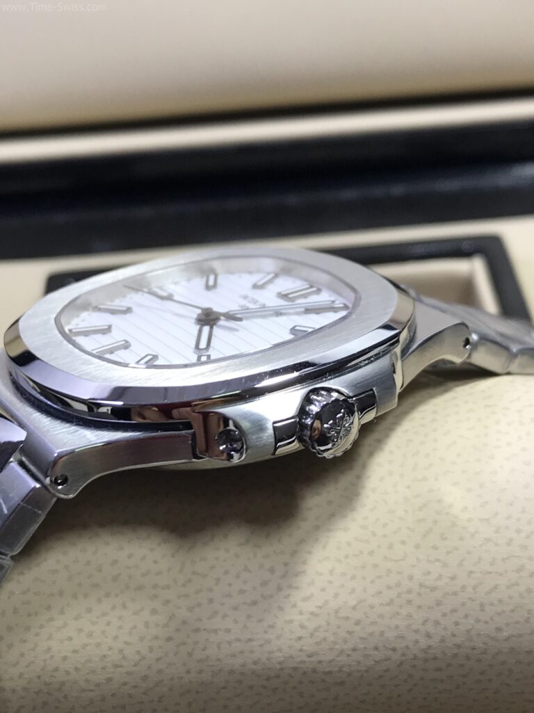 Patek Nautilus 5711-1A White Dial 40mm Swiss เรือนเงิน หน้าขาว สายเหล็ก 03