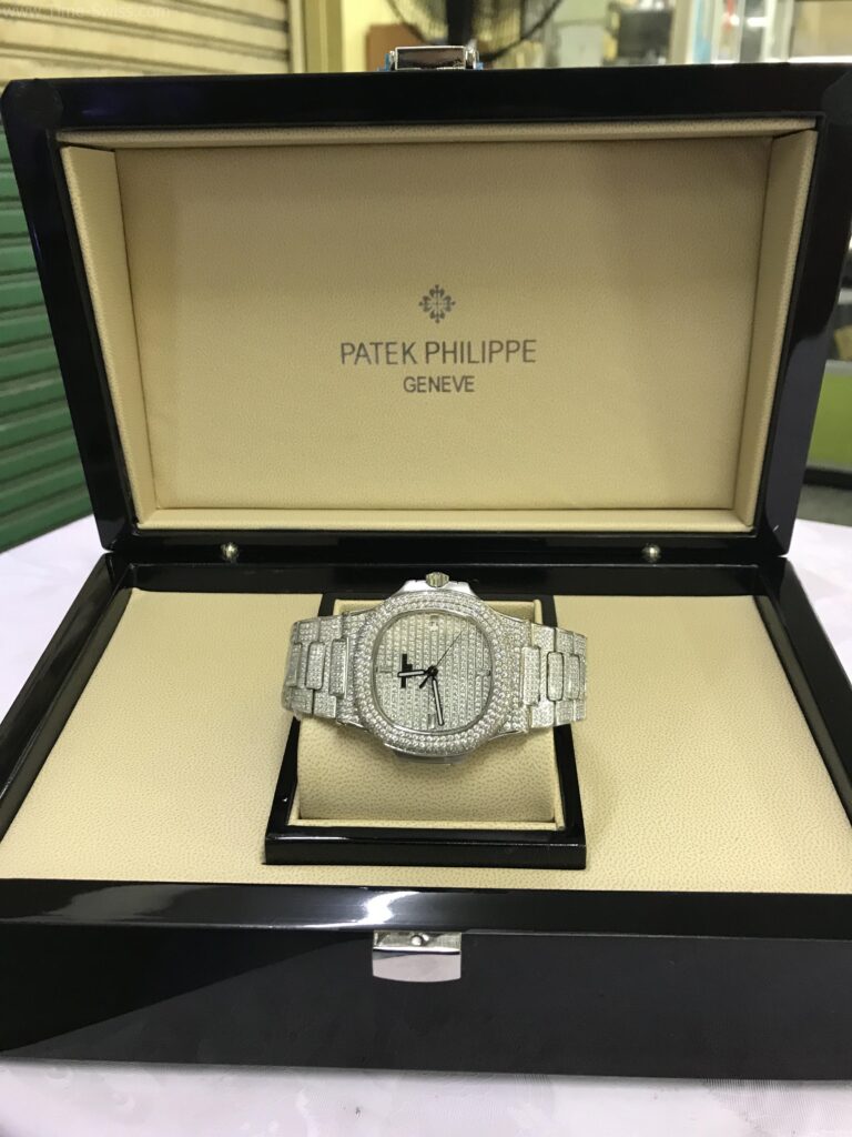 Patek Nautilus 5719 Full Diamond 40mm Swiss เรือนเงินเพชร หน้าเพชรเต็ม สายเพชร 07