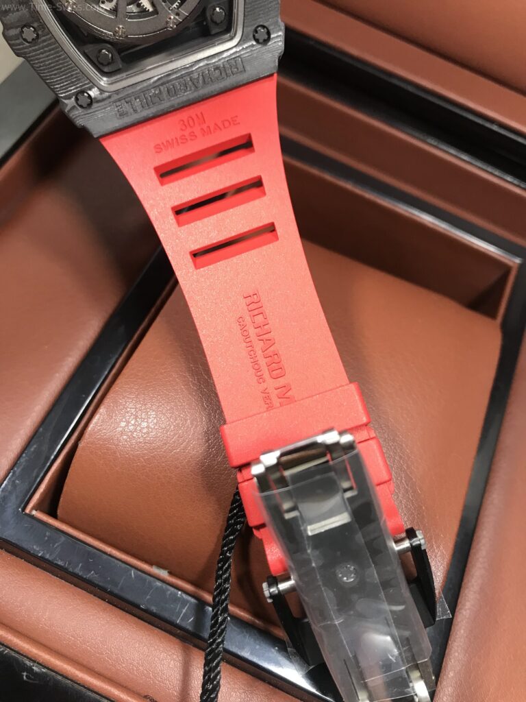 Richard Mille RM035-02 Carbon Red Rubber 43mm ZF Swiss V4 เรือนรมดำลาย สายยางแดง 04