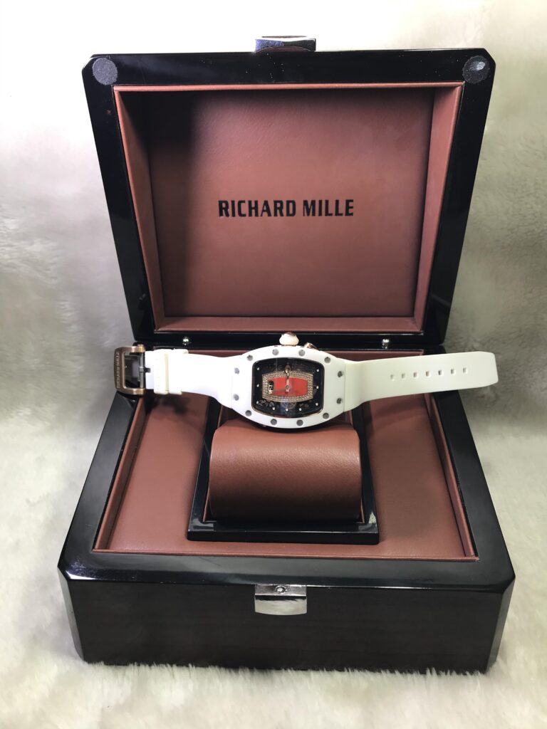 Richard Mille RM07-01 Ceramic Red Dial 28mm Ladies Swiss เรือนเซลามิกขาว จุดกลางแดง 07