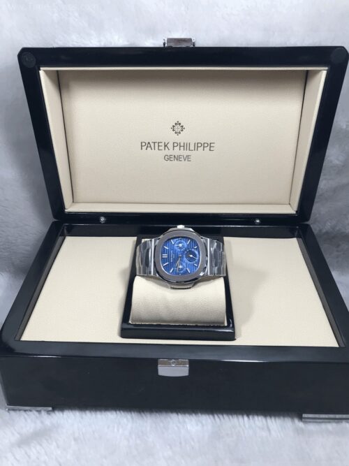 Patek Nautilus 5740 Blue Dial 40mm GR Swiss