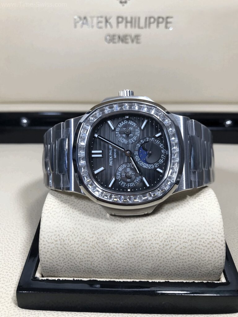 Patek Nautilus 5740 Grey Dial Diamond 40mm GR Swiss เรือนเงิน ขอบเพชร หน้าเทา 02