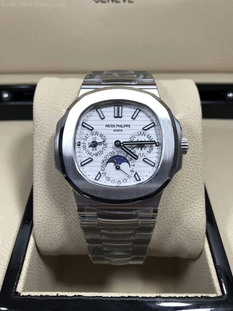 Patek Nautilus 5740 White Dial 40mm GR Swiss เรือนเงิน หน้าขาว 01