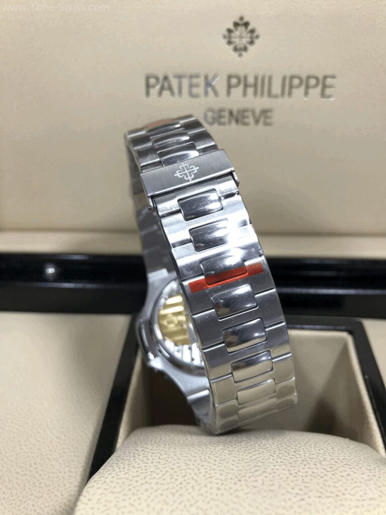 Patek Nautilus 5740 White Dial 40mm GR Swiss เรือนเงิน หน้าขาว 05