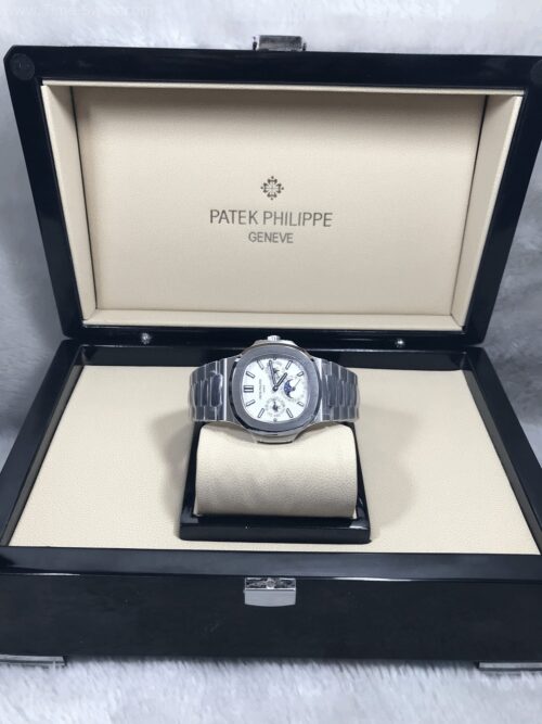 Patek Nautilus 5740 White Dial 40mm GR Swiss