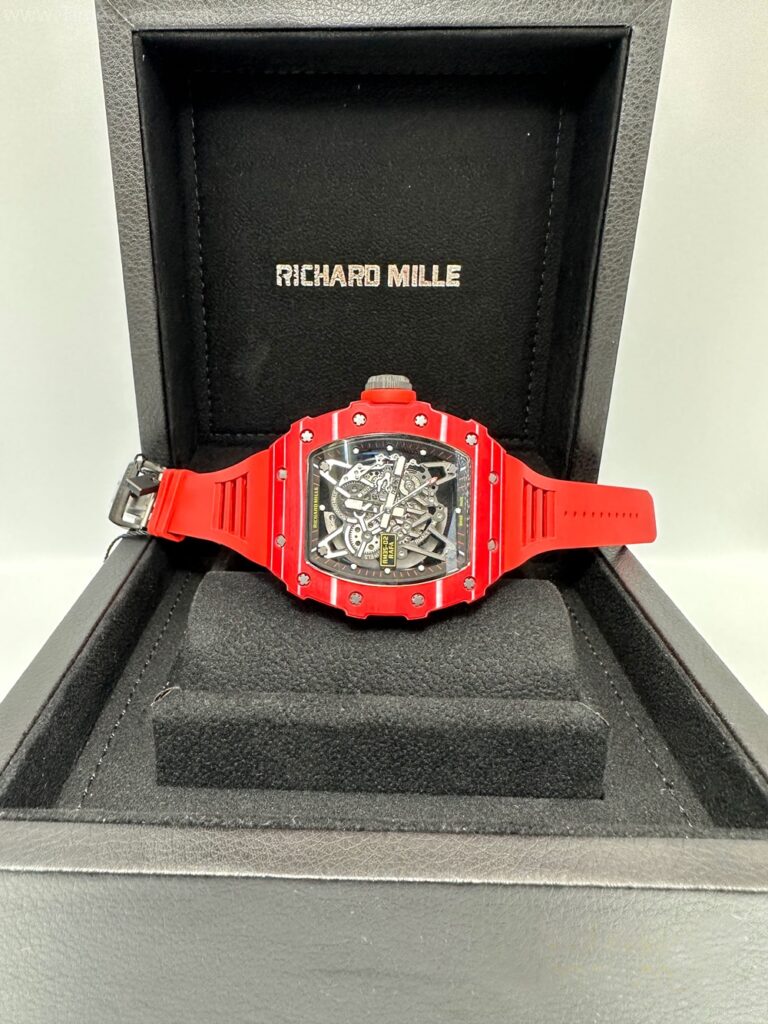 Richard Mille RM035-02 Rafael Red Carbon Red Rubber KV Swiss เรือนแดง สายยางแดง 07